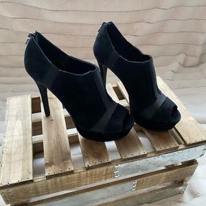 Jessica Simpson Ray Black Suede Heel